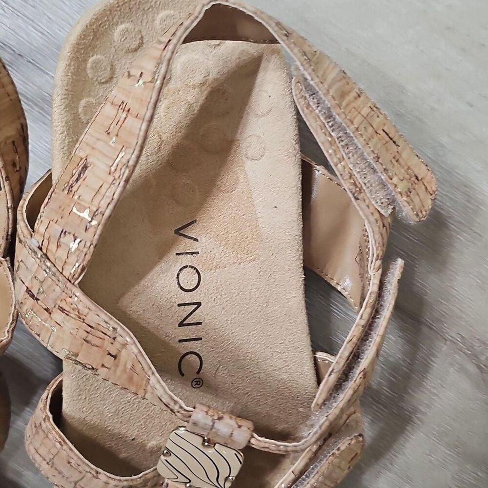 Vionic Amber Cork Adjustable Backstrap Sandals Women's Size 6 - Picture 2 of 4